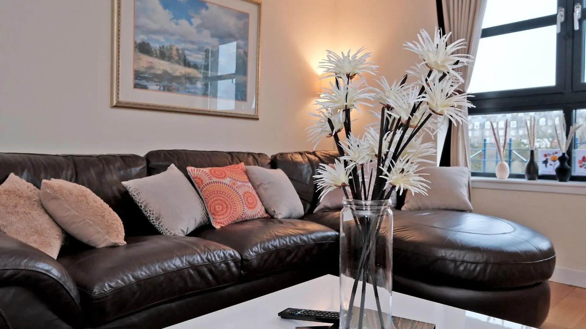 Riverview-2Br-Sleeps4-Citycentre-Parking-Fastwifi Aberdeen 0*,  Verenigd Koninkrijk